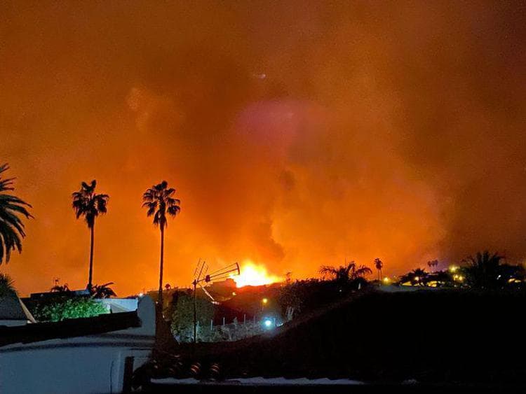 Nxehtësia rekord në Spanjë riaktivizon zjarrin e madh, 3 mijë të evakuuar në Tenerife