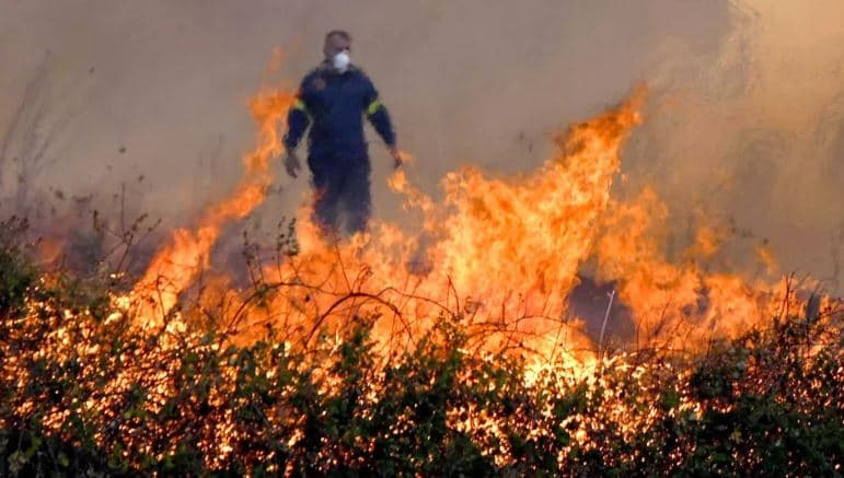 Shkencëtarët në alarm/ Bota po shkel pikën e ngrohjes 1.5 C me një ritëm të shpejtë