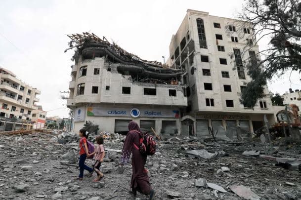 Sulmet ajrore izraelite në Palestinë regjistrojnë 687 të vrarë dhe 3,726 të plagosur