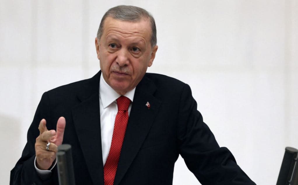Erdogan kritikon SHBA-në për lëvizjen e anijeve luftarake pranë Izraelit, përsërit kritikat për dronin e rrëzuar