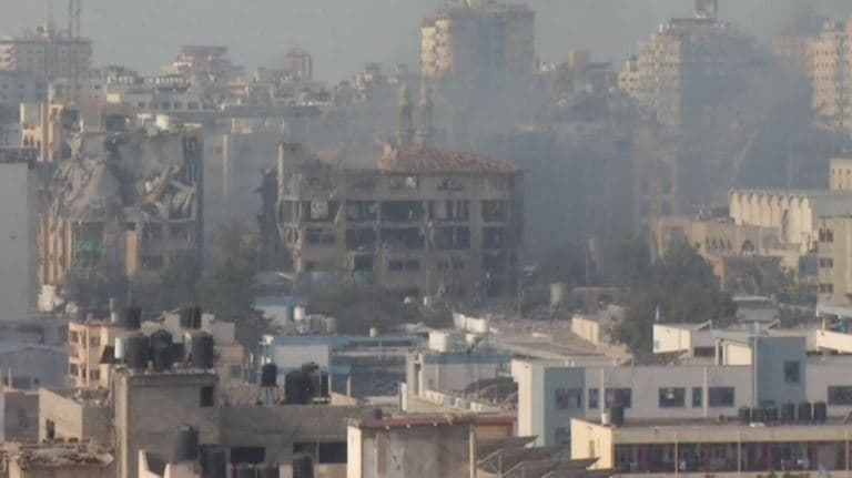 Sulmet gjatë natës në Gaza, raportohet për 30 të vrarë