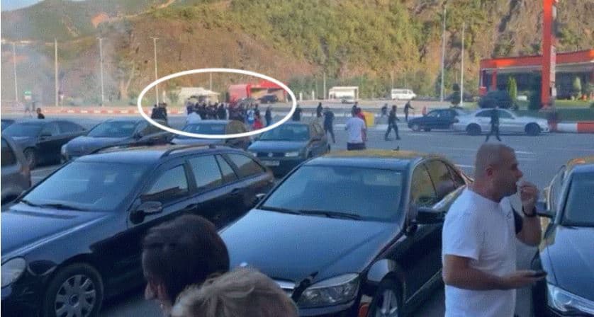 U përleshën fizikisht pas ndeshjes, lihen të lirë 8 tifozët e arrestuar 