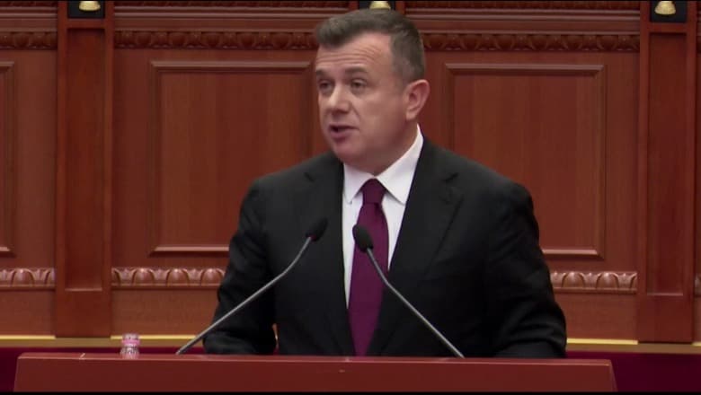 Balla-opozitës: Po përdorni Kosovën si instrument për të goditur kryeministrin Rama