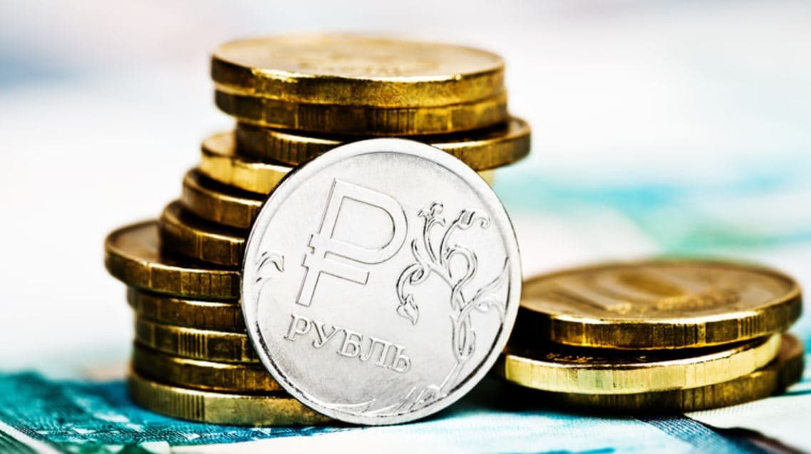Putin urdhëron masa të reja për të forcuar rublën