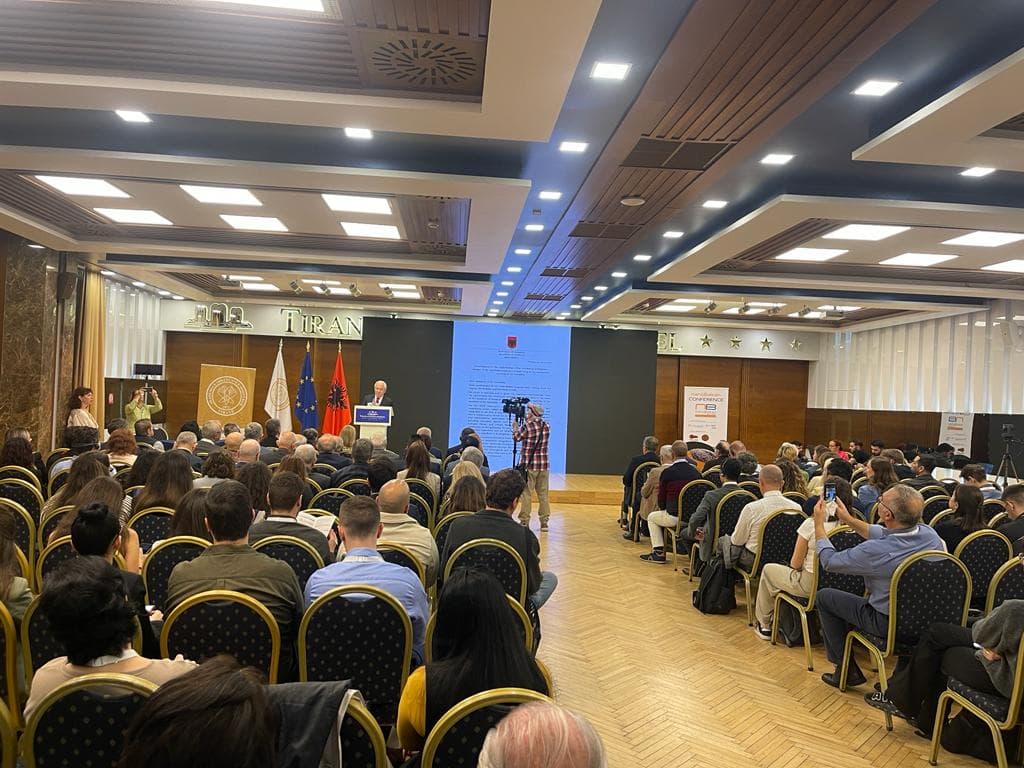  Pjesëmarrës nga Shqipëria, Kosova e MV/ Çelet në Tiranë konferenca ndërkombëtare NanoBalkan 2023