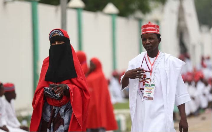 Nigeri, shteti paguan martesën e 1800 çifteve të varfra
