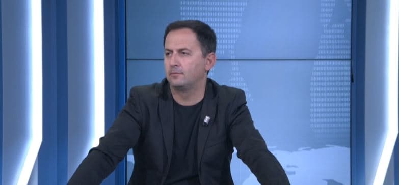 Marrëveshja me Britaninë, Zhabina: Do transferohen vetëm shqiptarët që kanë edhe 4 vite burg për të bërë dhe ata që janë dënuar me 4 vite heqje lire (VIDEO)