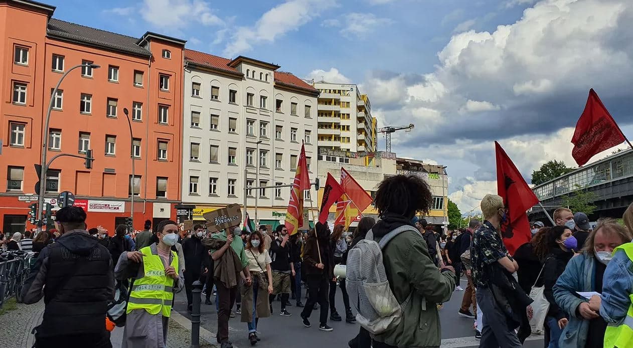 Berlin, 65 oficerë plagosen gjatë një tubimi pro-palestinez