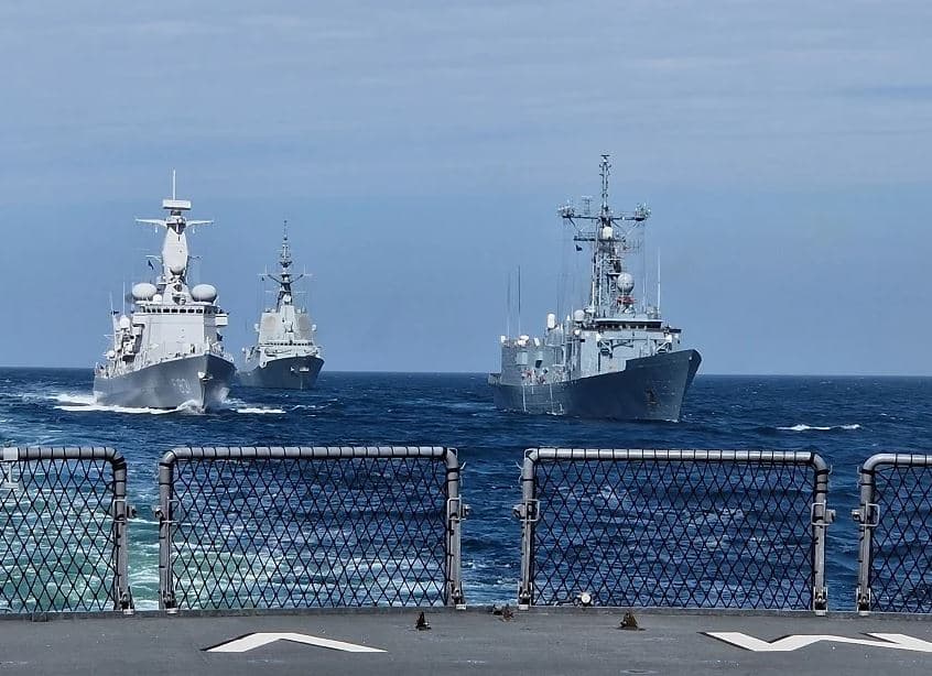 NATO rrit patrullimet në Detin Baltik 