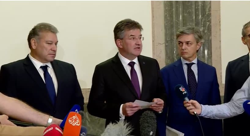 Lajçak pas takimeve me Kurtin dhe Vuçiçin: Presim që të dy të përmbushin detyrimet e tyre të dialogut