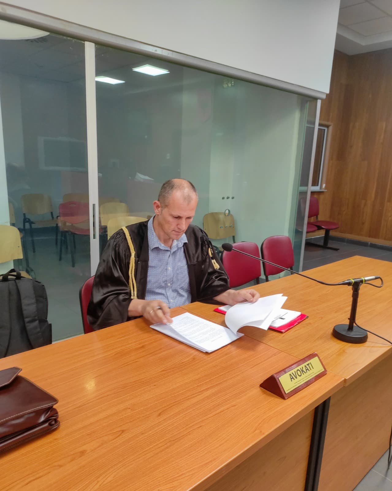 Akuzat për korrupsion, gjykata i cakton Berishës avokatin Artan Simoni