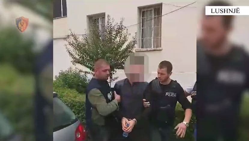 Emri/ I vodhi me dhunë 19-vjeçares varësen, arrestohet i riu nga Fieri