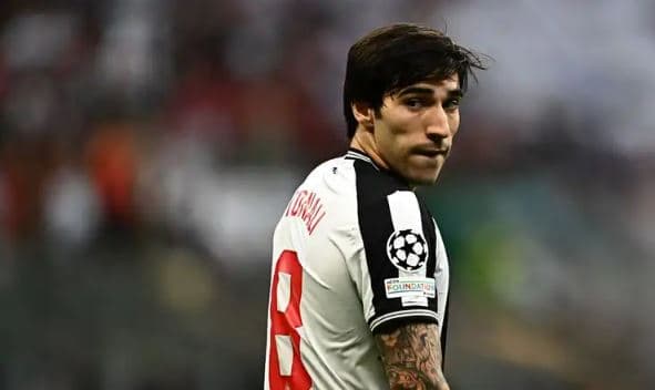 Zyrtare/ Tonali pezullohet për 10 muaj nga futbolli