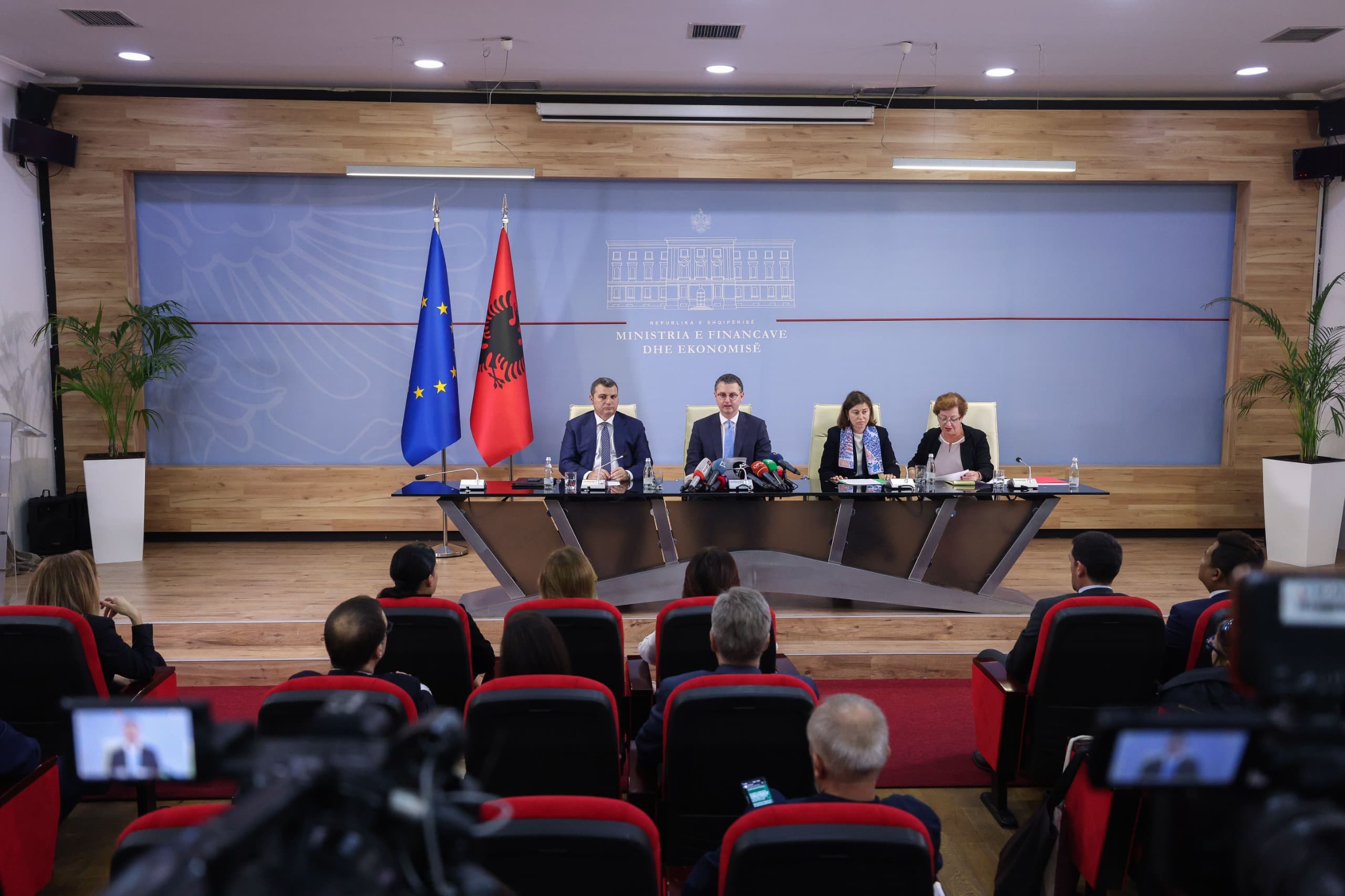Misioni i FMN: Të bëhen ndryshime ligjore për PPP-të, pasqyrë për rreziqet fiskale