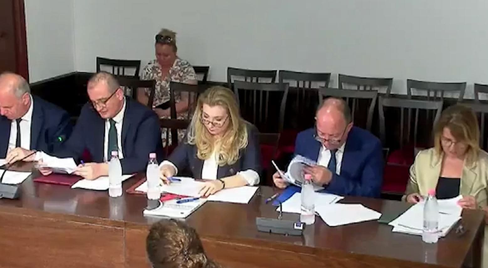 “FactCheck” sjell bilancin e auditimeve të 177 subjekteve të hetuara nga KLSH/ Tatimet dhe doganat kryesojnë si sektorë problematik (VIDEO)