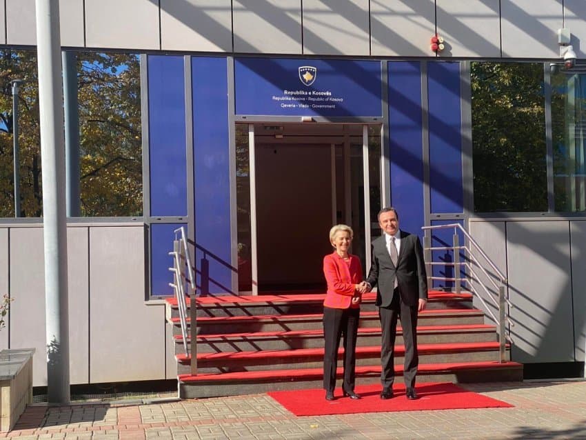 Von der Leyen nis sot vizitën katërditore në Ballkan, nesër takohet me Osmanin e Kurtin