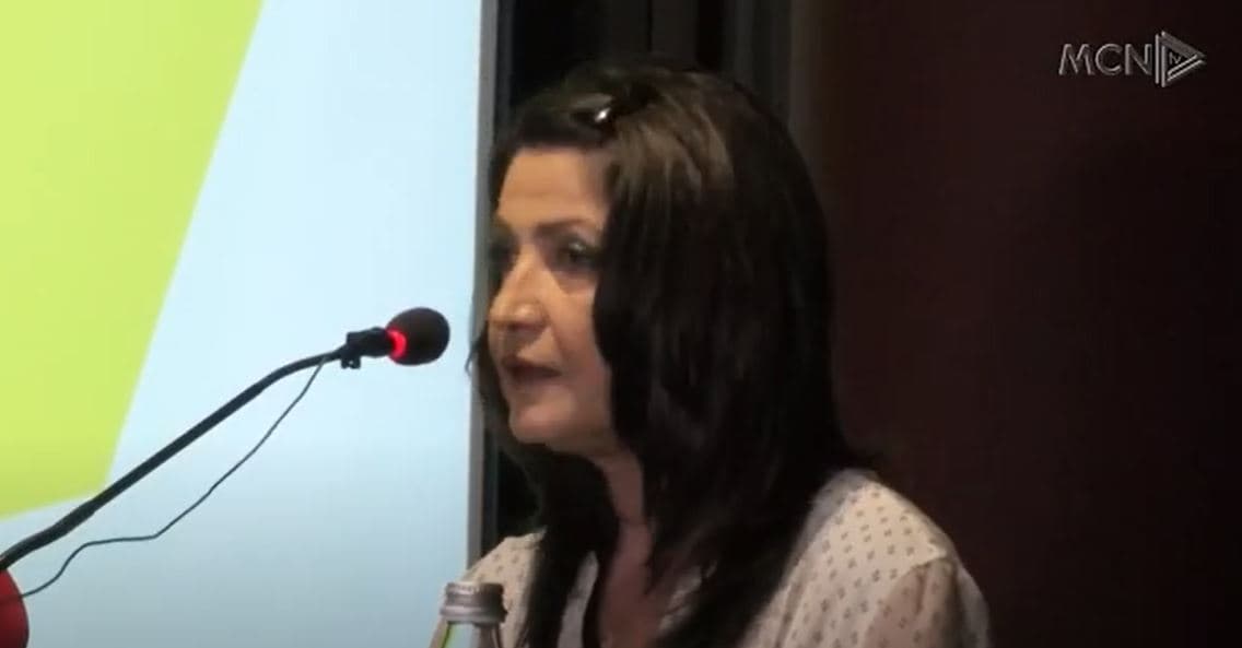 Luljeta Lleshanaku, poete laureate e Shqipërisë/ Çmimi, vlerësim profesional për poezinë (VIDEO)