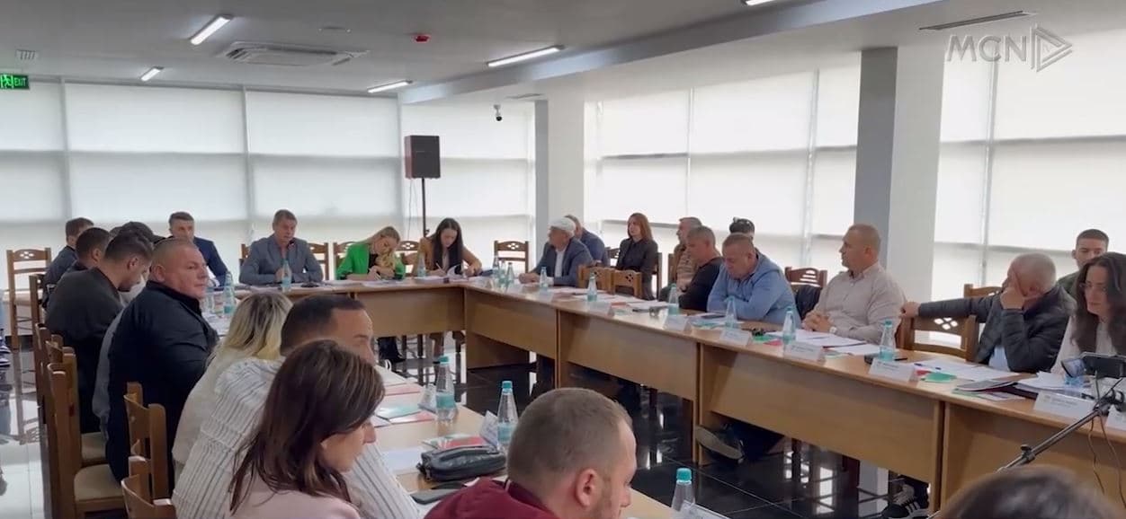 “Jo” rritjes së çmimit të ujit në Lezhë. Këshilli Bashkiak rrëzon kërkesën e Entit Rregullator