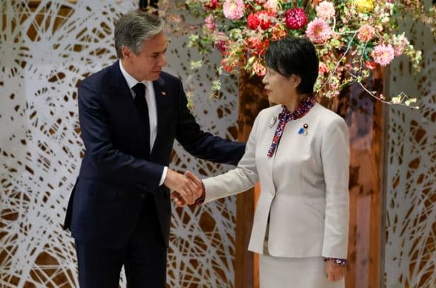 Konflikti Izrael-Hamas, Blinken takohet me ministren e Jashtme japoneze