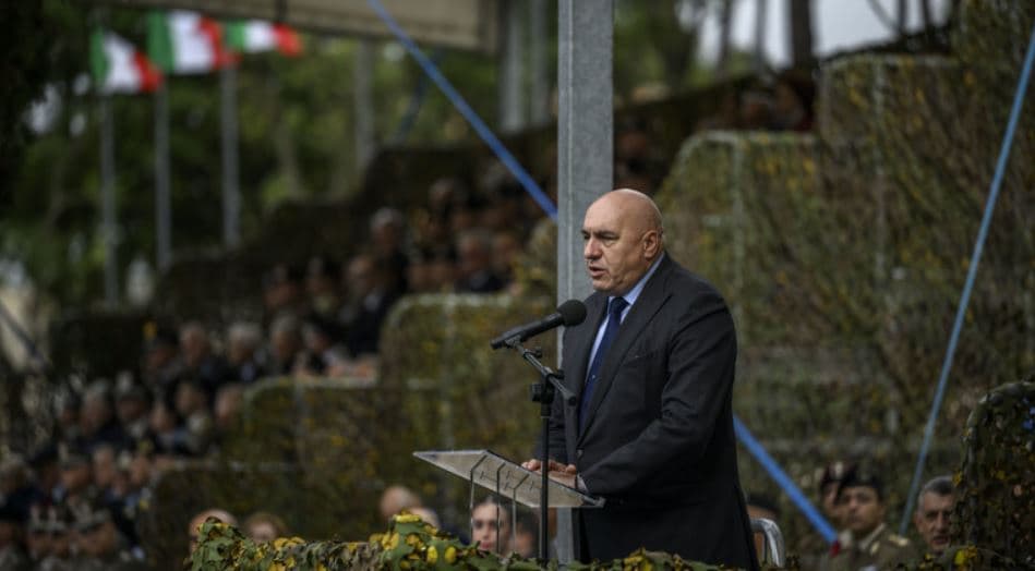 Ministri i Mbrojtjes: Italia nuk mund të përballojë kërkesat e NATO-s