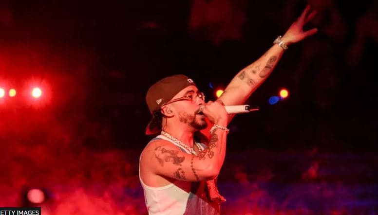 AI përdori zërin e tij, reperi Bad Bunny aspak i kënaqur me këngën