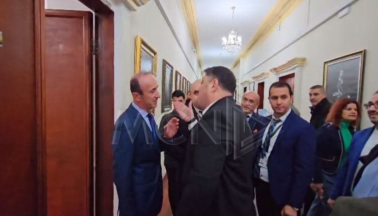 "Langaraq, legen", Dashnor Sula dhe Kreshnik Çollaku konfliktohen me njëri-tjetrin (VIDEO)