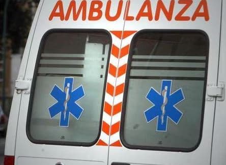 Shpërthim në qendrën e pritjes së emigrantëve në Itali, 12 të plagosur, disa në gjendje të rëndë