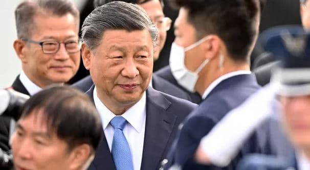Xi Jinping mbërrin në SHBA