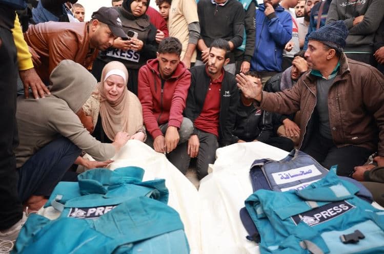 Lufta Izrael-Hamas, shkon në 50 numri i gazetarëve të vrarë