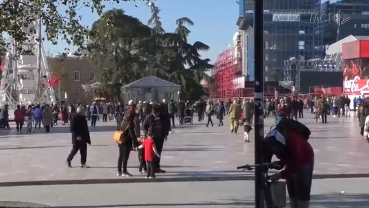 Prenotime për 28-29 Nëntorin, shqiptarët zgjedhin të festojnë mes Tiranës dhe Europës