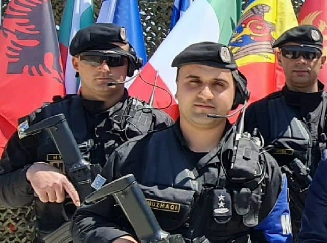 Plagosja e dy personave në Vorë, arrestohet oficeri i ushtrisë dhe një nga të dëmtuarit