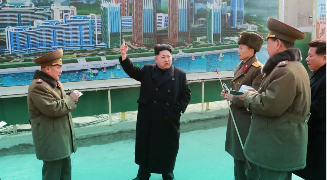 Sateliti spiun mbi Pearl Harbor, pse Kim Jong-un synon bazat amerikane