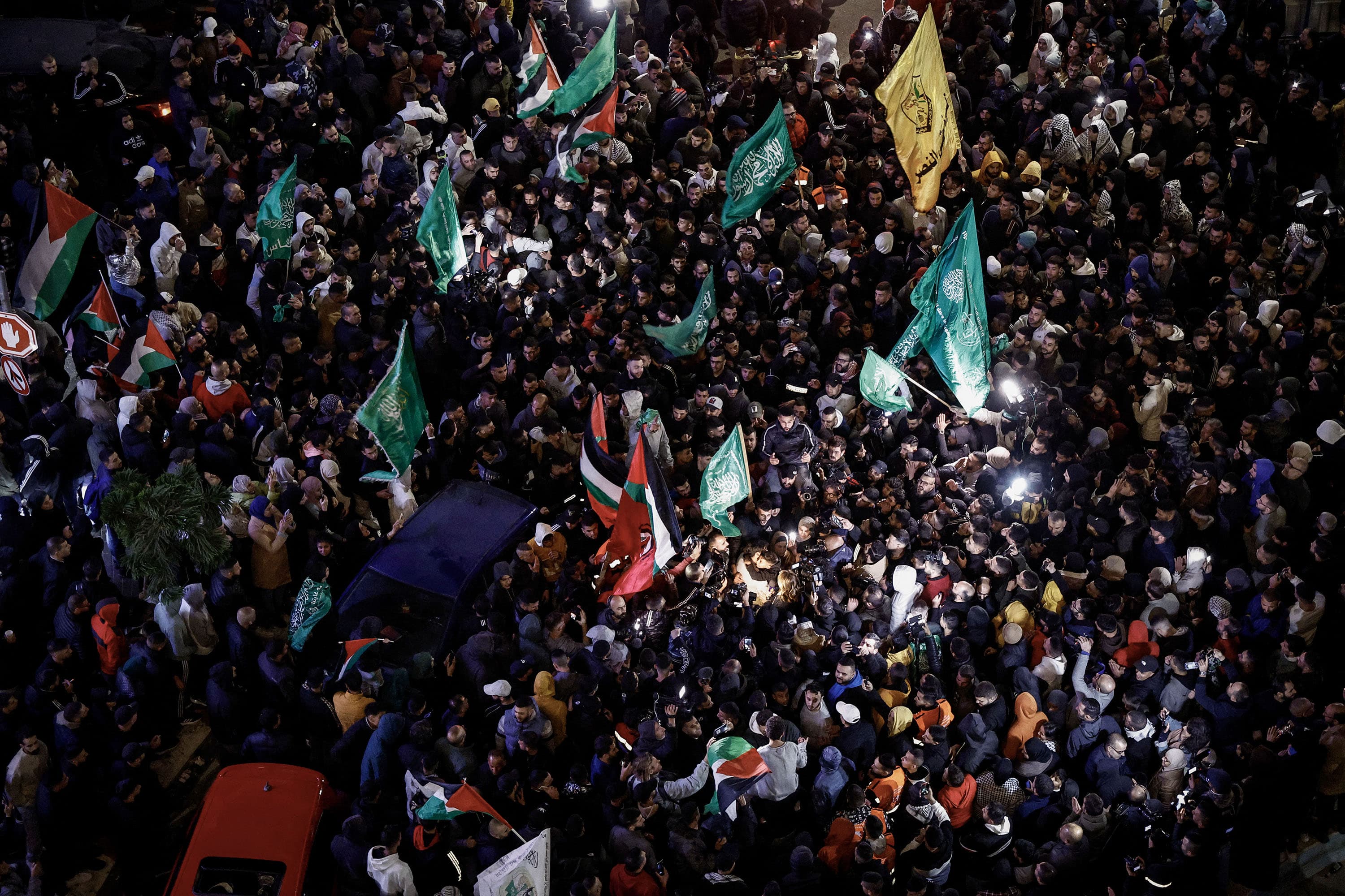Izraeli: Ka më shumë se 170 pengje ende në Gaza, 17 prej tyre të huaj