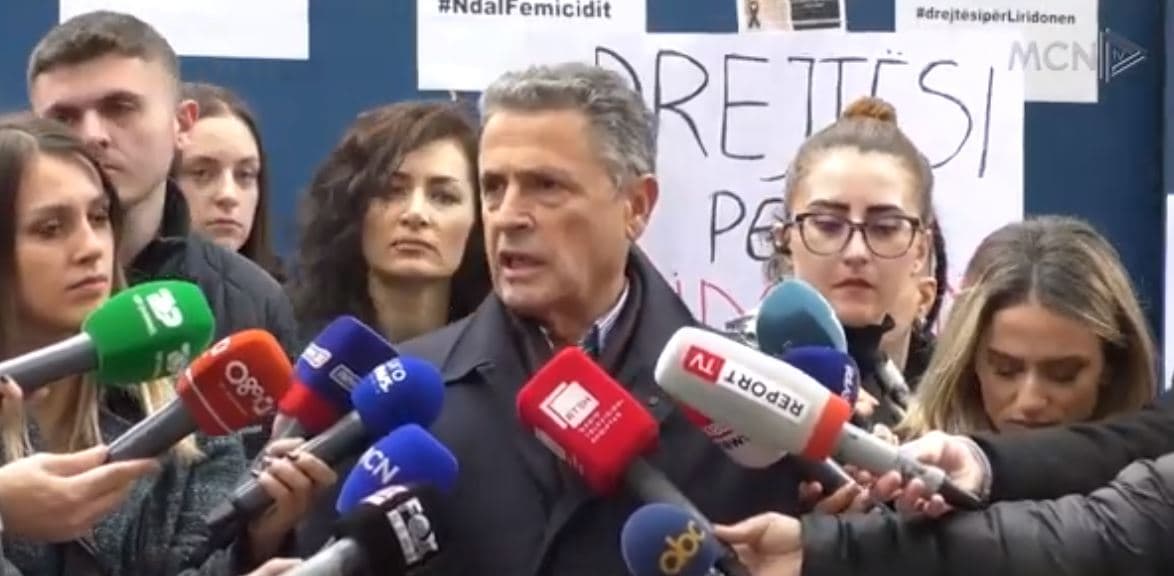 "Drejtësi për Liridonën"/ Solidaritet nga Tirana, marshimit i bashkohet edhe ambasadori i Kosovës (VIDEO)