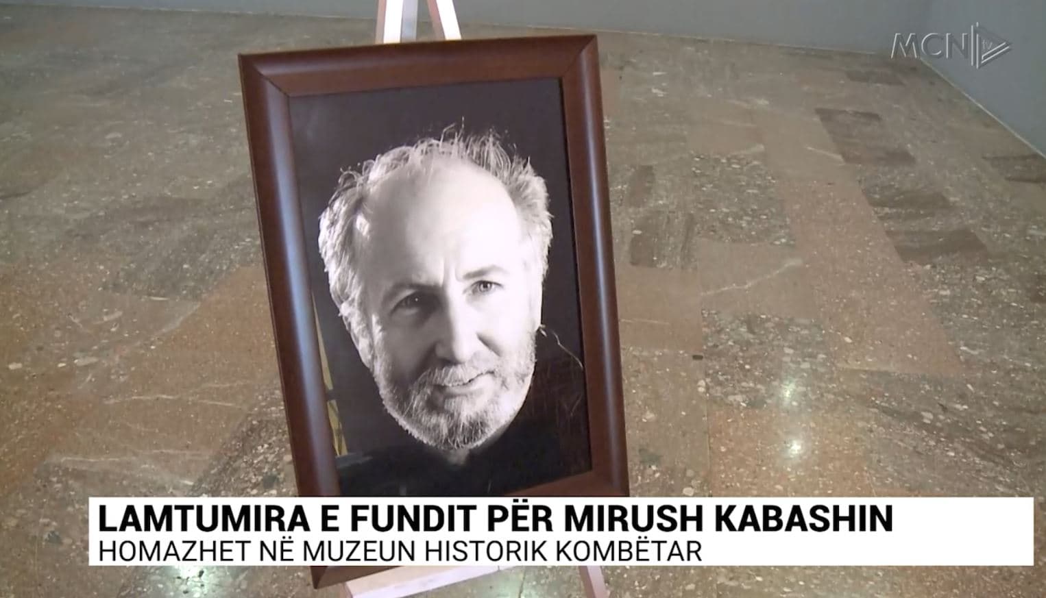 Lamtumira e fundit për Mirush Kabashin/ Homazhet në Muzeun Historik Kombëtar (VIDEO)