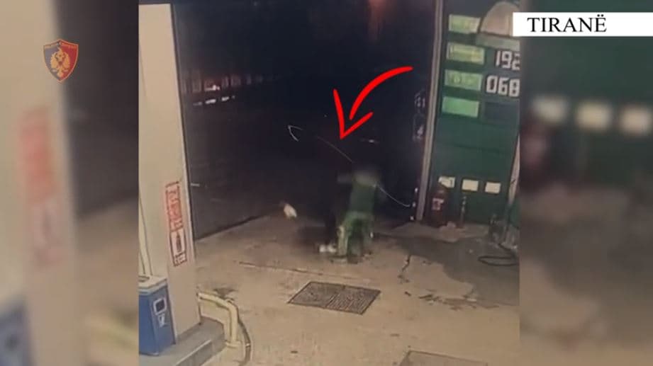 Dy persona vjedhin me anë të dhunës një pikë karburanti në Tiranë, goditet punonjësi/ Dy në pranga 
