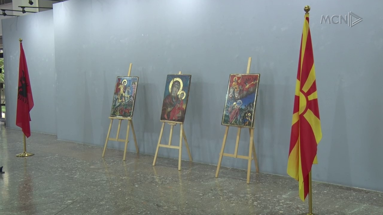 Rikthehen ikonat e humbura (VIDEO)