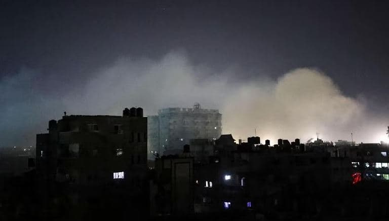 Izraeli bombardon një ndërtesë banimi në Gaza, 8 të vdekur dhe 34 të plagosur