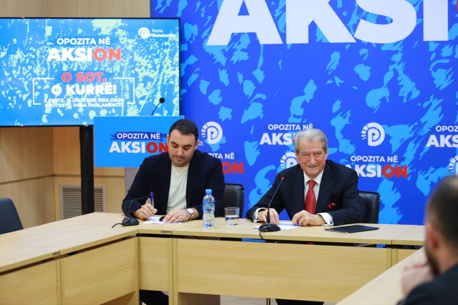 Protesta e nesërme/ Berisha: Të enjten do jem kudo, në sallë, jashtë saj, kudo. Betejë pa kthim