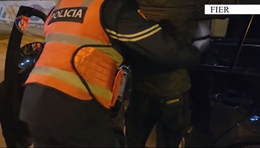 Me tre emra, kapet në Fier i shpalluri në kërkim për tentativën e vrasjes ndaj dy turqve 