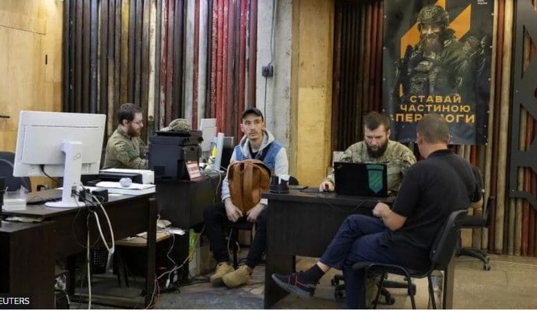 Ukraina thirrje meshkujve të moshës 25 - 60 vjeç ti bashkohen ushtrisë