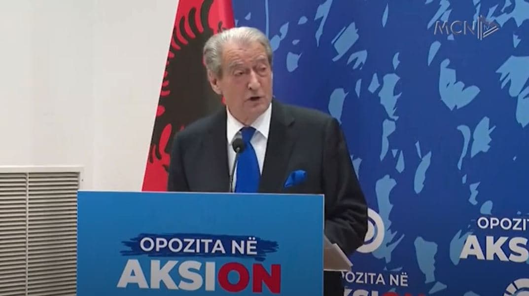 “Shikoni xhepat tuaj”/ Akuzat për korrupsion, Berisha mesazh diplomatëve (VIDEO)