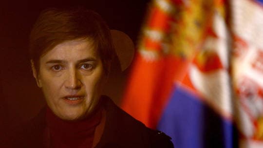 Beogradi u paralajmërua për revolucionin, Brnabiç falenderon shërbimet ruse të sigurisë
