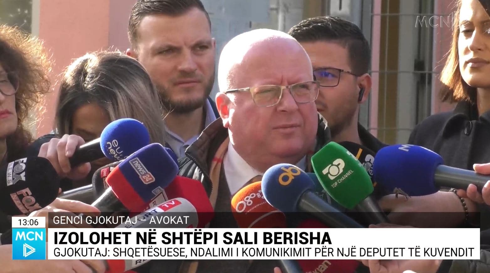 “Arrest shtëpie” për Berishën, avokati: Do apelojmë. Ekstra ligjore shoqërimi i masës me mbikëqyrje policore 