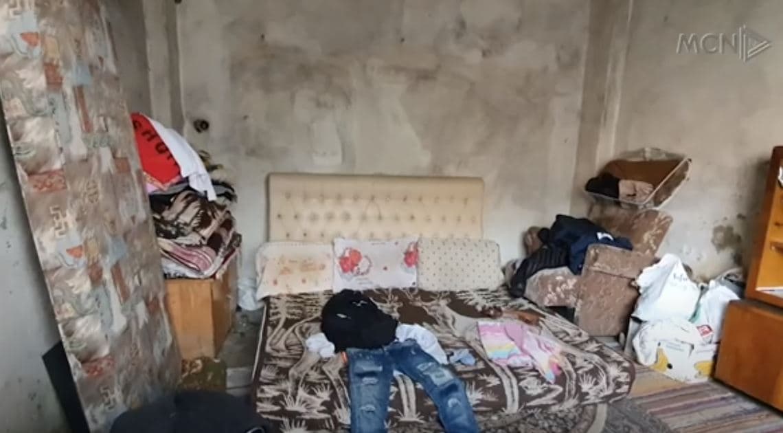 Jetojnë ende në kasolle, historia e trishtë e familjes në Pogradec (VIDEO)