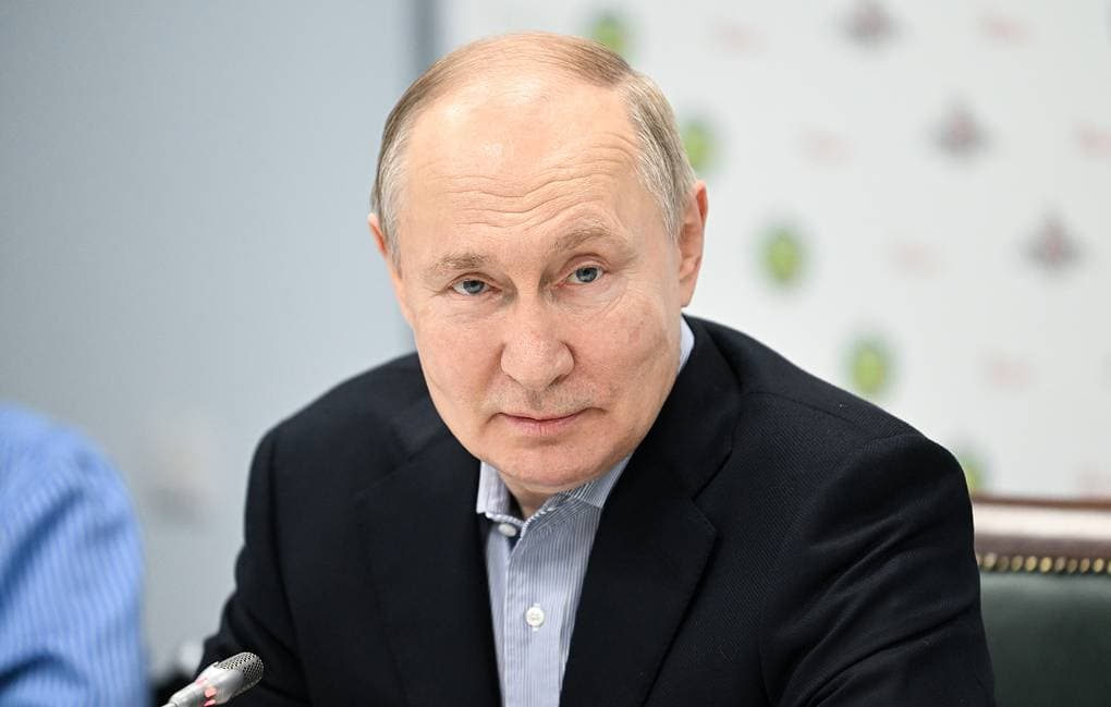 Putin miraton dekretin për dhënie shtetësie për të huajt që kanë kontratë me ushtrinë ruse