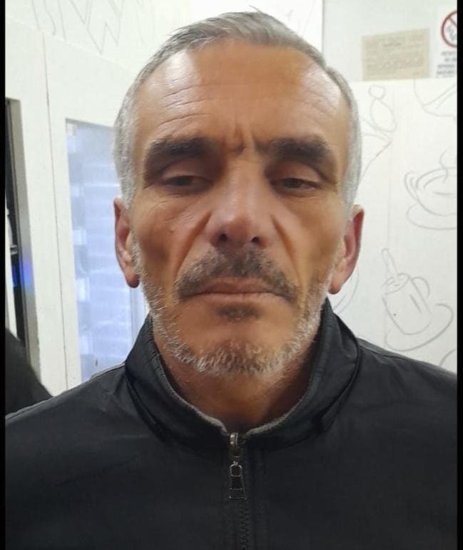 Vrau një person me armë zjarri dhe i dogji trupin/ Arrestohet në Bari shqiptari i dënuar me 30 vite burg për krimin në Krujë