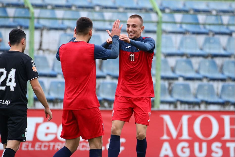 Miqësorja/ Vllaznia triumfon ndaj Laçit