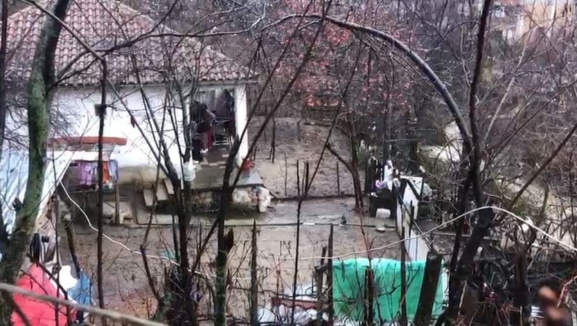 Dhuna në Mal të Zi, i dëmtuari mbërrin në familje: Na goditën pa arsye në kokë dhe trup