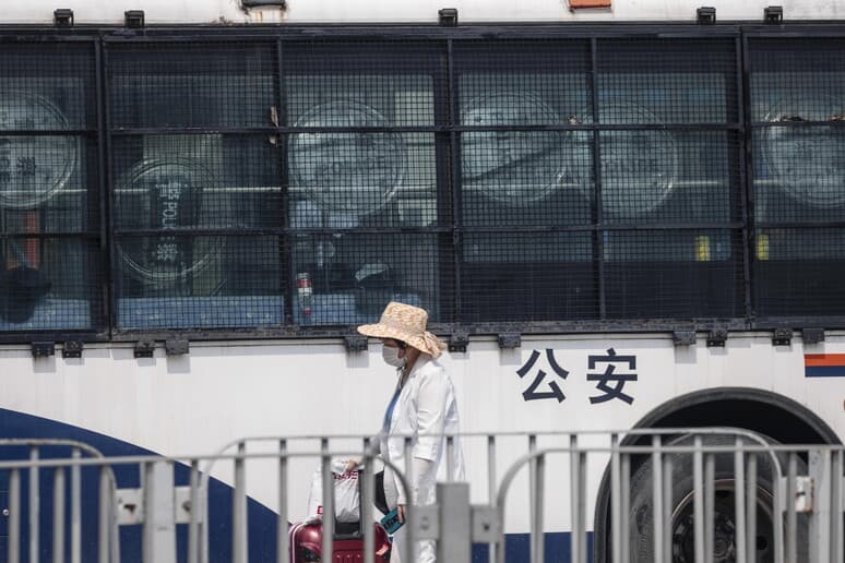 Evergrande, arrestohet kreu i filialit të makinave elektrike